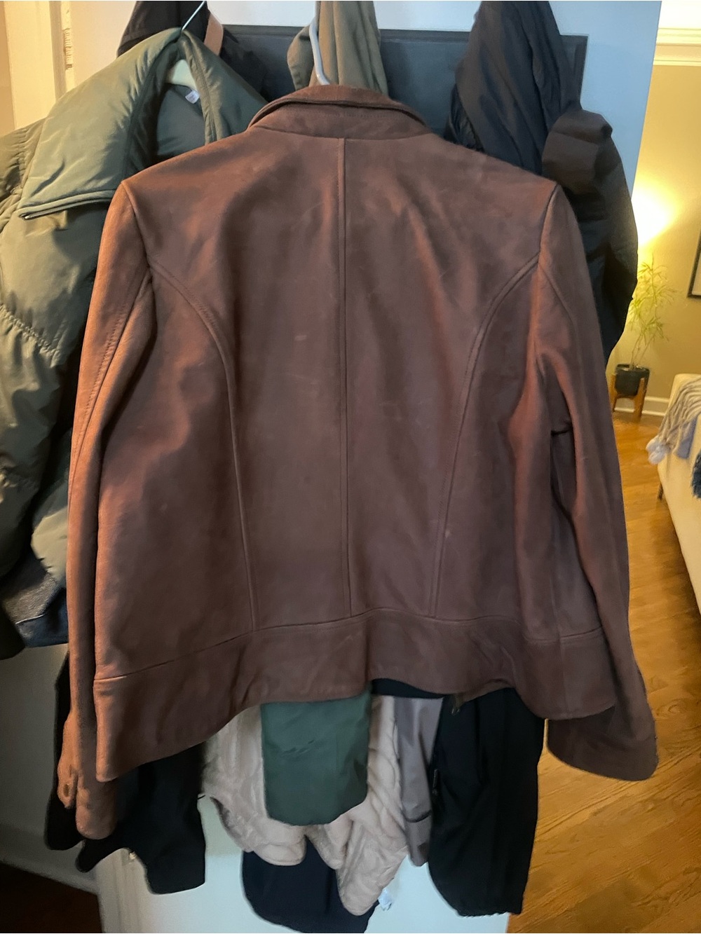 Women's Brown Leather Zip-Front Jacket - Picture 3 of 4
